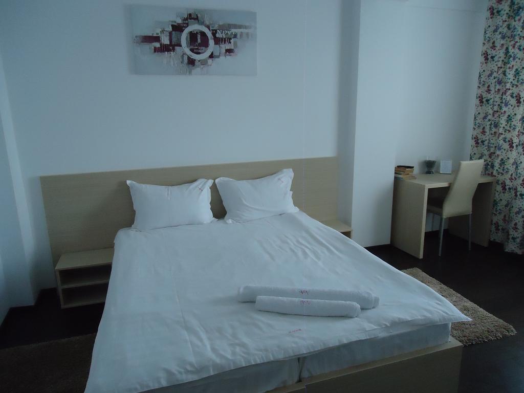 Hotel Nova Residence Бухарест Экстерьер фото