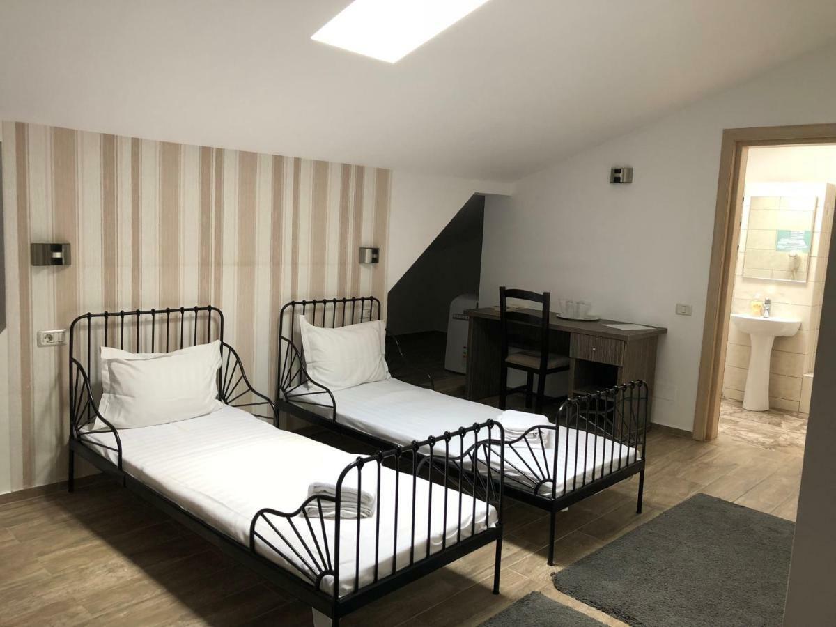 Hotel Nova Residence Бухарест Экстерьер фото