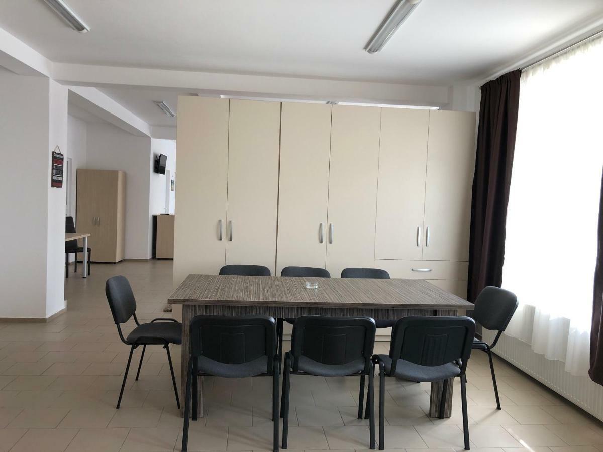 Hotel Nova Residence Бухарест Экстерьер фото