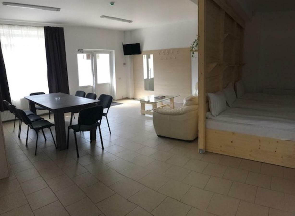 Hotel Nova Residence Бухарест Экстерьер фото
